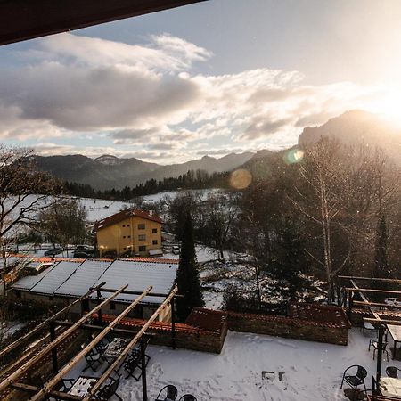 Hotel Smilen Smoljan Exteriér fotografie