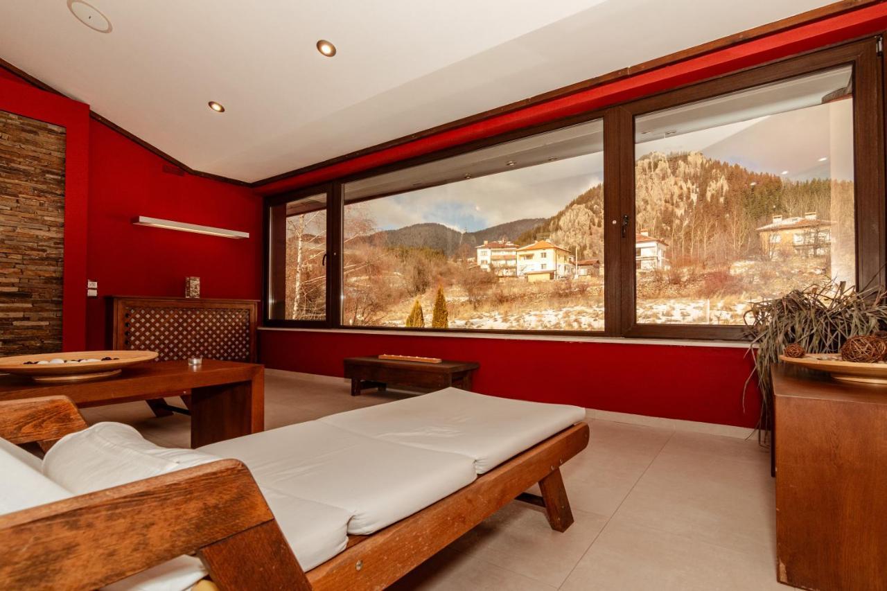 Hotel Smilen Smoljan Exteriér fotografie