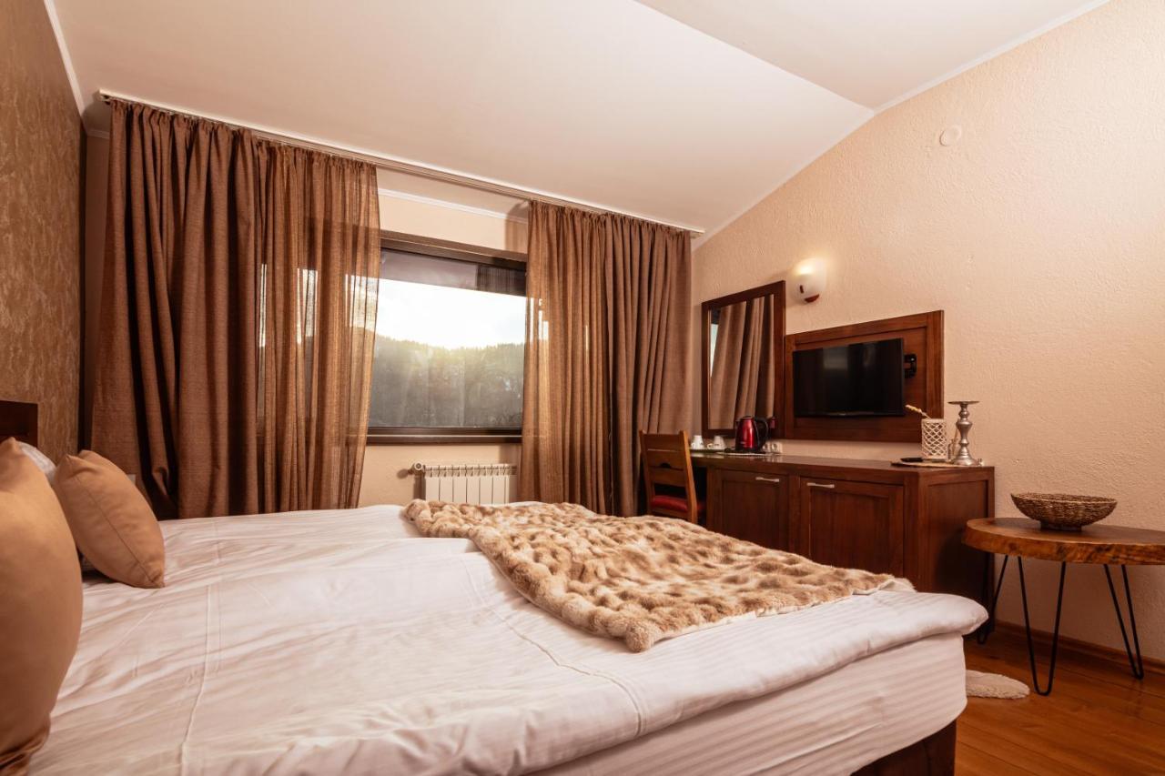 Hotel Smilen Smoljan Exteriér fotografie